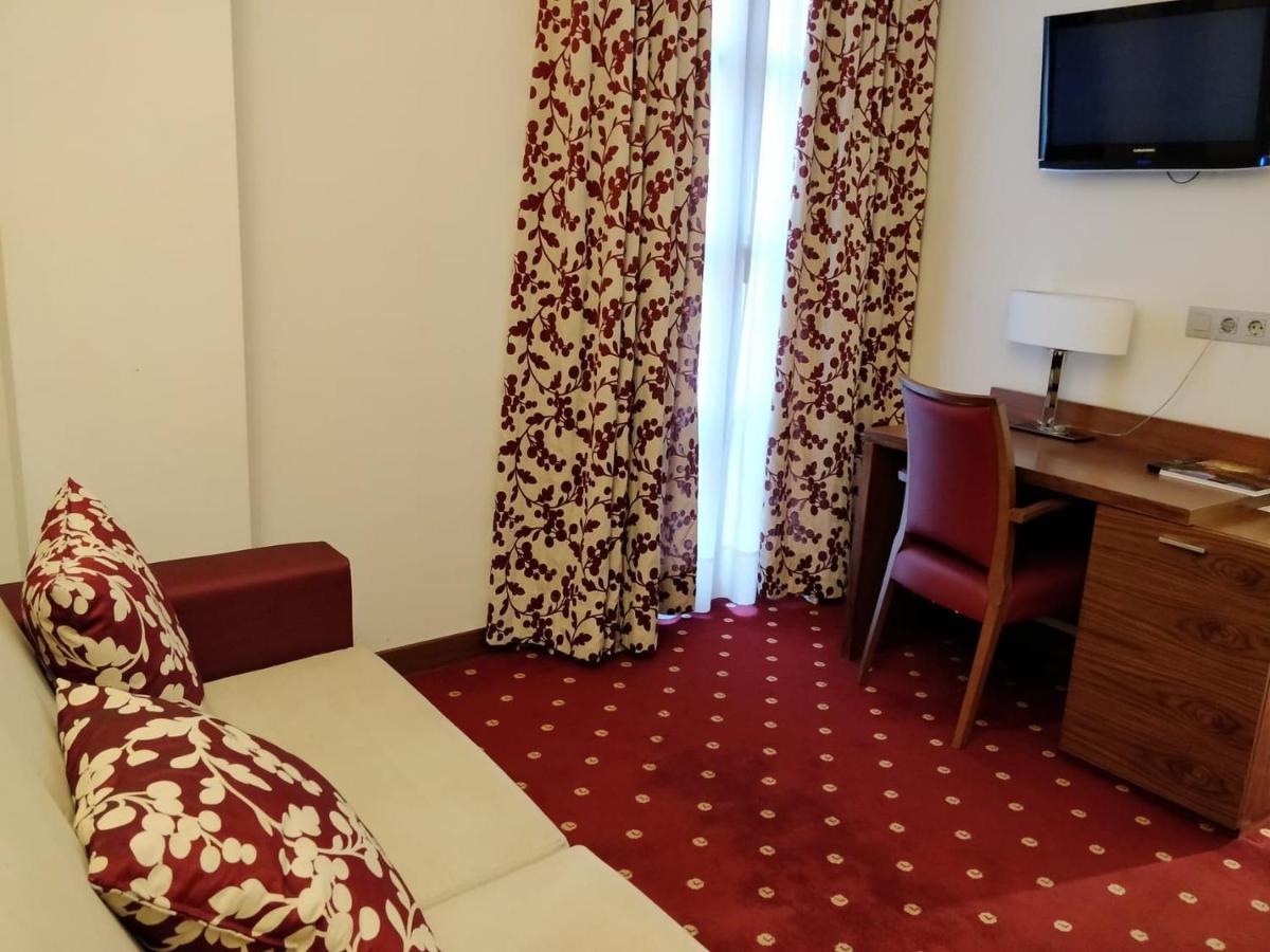 Alameda Centro Hotel Soria Ngoại thất bức ảnh