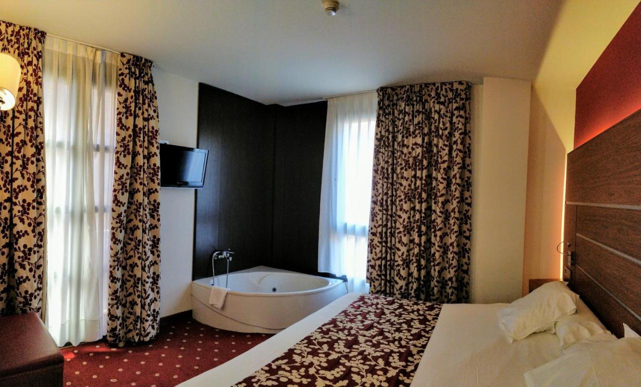 Alameda Centro Hotel Soria Ngoại thất bức ảnh